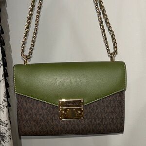 Michael Kors Rose Medium Evergreen Signature Leather Flap Shoulder Chain Handbag